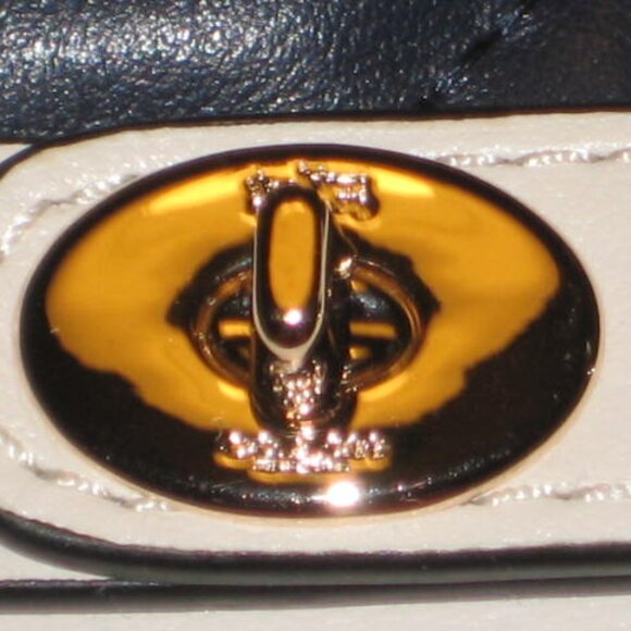 NWT Coach F53910 Envelope Wallet Navy Blue Quilted Leather $295 Imperfect As Is - Picture 9 of 13